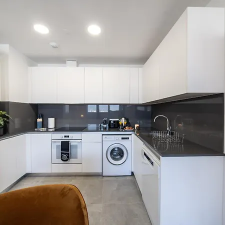 Apartment Xpce Urban 3 Skyline - Parking Free