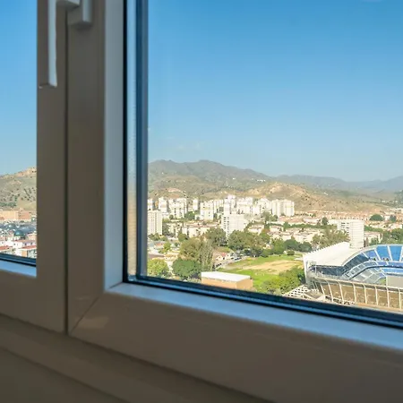 Xpce Urban 3 Skyline - Parking Free *